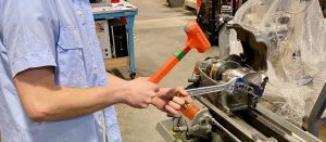 Removing a chuck from the South Bend lathe