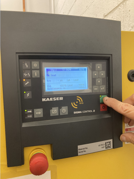 File:Antwerp compressor ON button.png