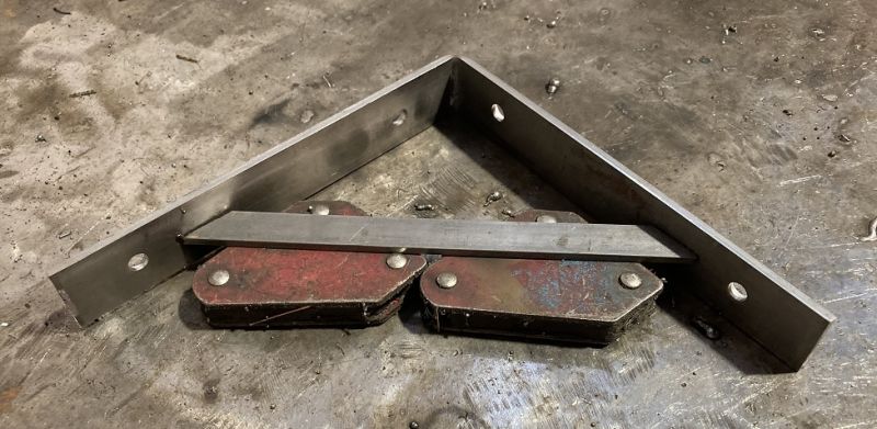 File:Tut3 Bracket nofrills diag assembled.jpg