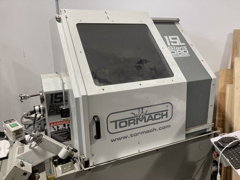 File:Lathe Tormach.jpg