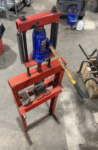 File:SW 3 BracketRE 16 press.png