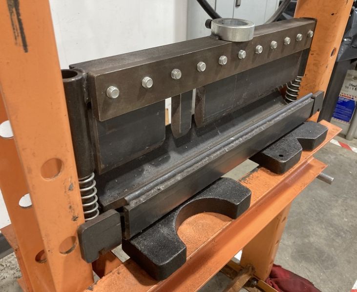 File:Hydraulic press bending jig.jpg