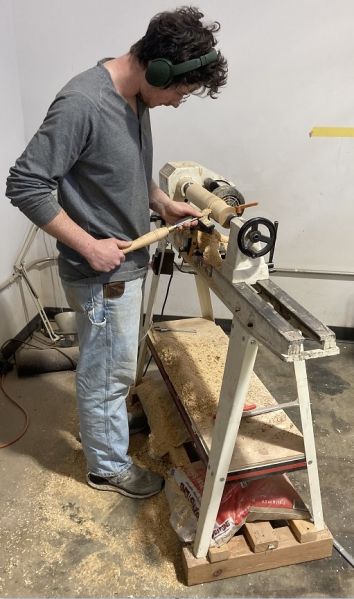 File:Wood lathe in action.jpg