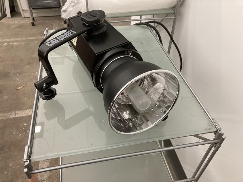 File:Photo flash.JPG