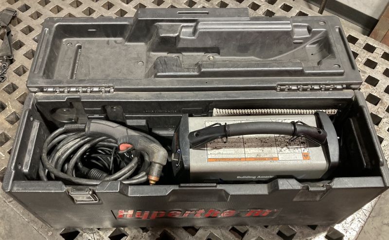 File:Plasma cutter case open.jpg