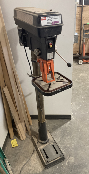 File:Drill press dayton nolabels.png