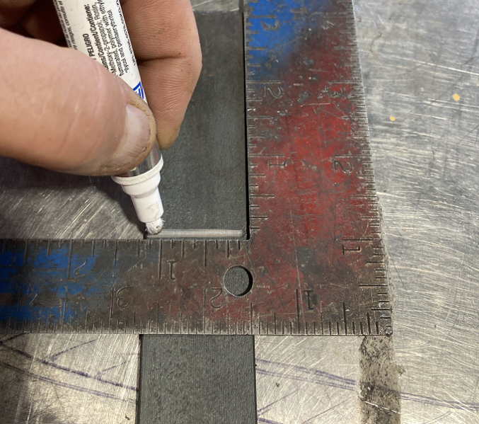 File:Marking a piece.png