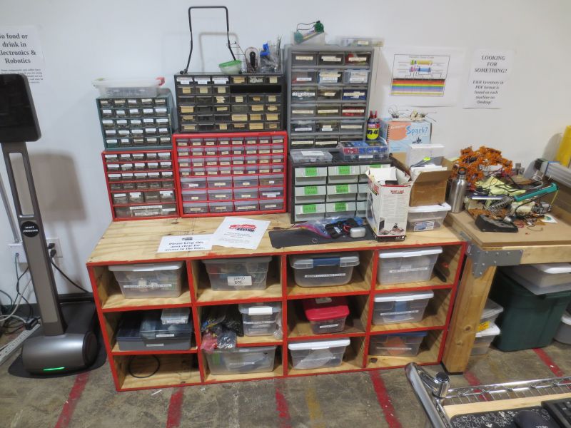 File:Enr cubbies.jpg