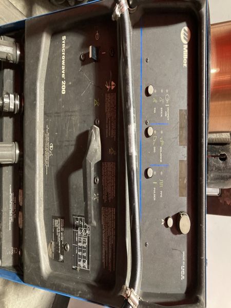 File:TIG Welder Synchrowave 200.jpg