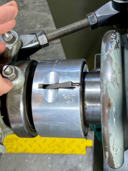 File:Logan collet closer adjustment.jpeg